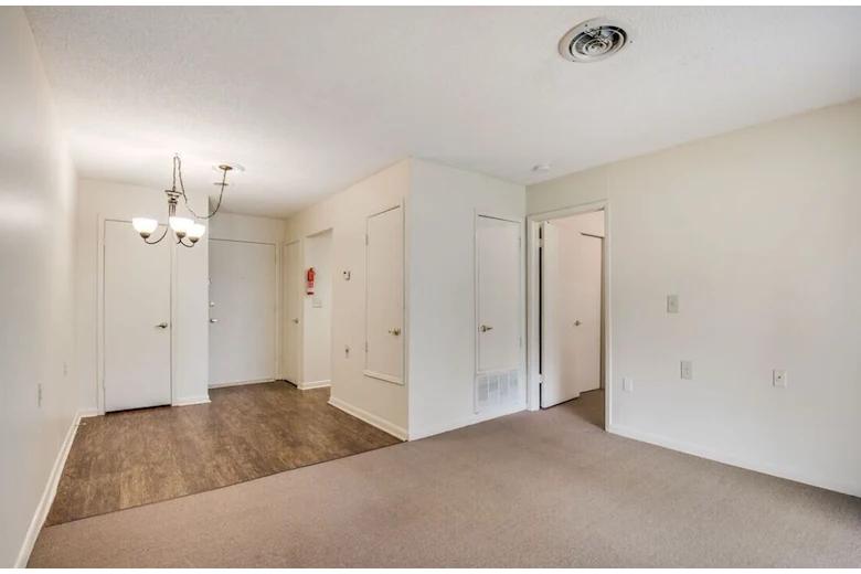 Image of Rose Garden Apartments (6)