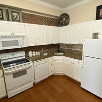 Image of Avia Senior Living Center (4)