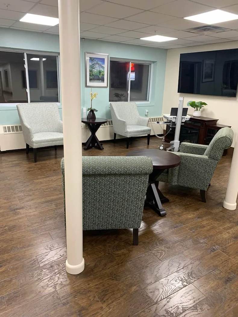 Image of Fairlane Senior Care & Rehab Center (10)