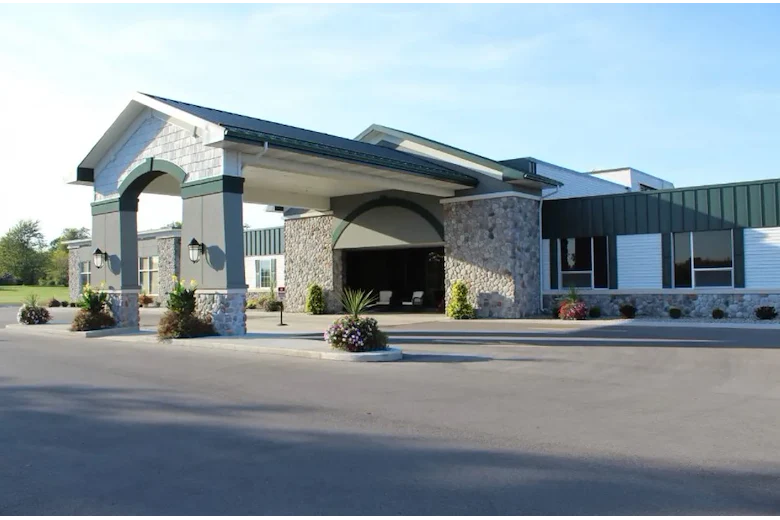 Image of Miller's Merry Manor Garrett (1)