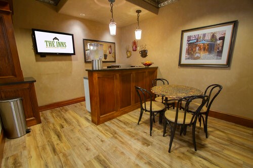 Image of The Chapel Grove Inn (5)
