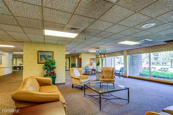 Image of Hazelcrest Place Apartments & Townhomes (7)