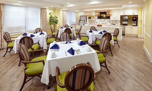 Image of 305 West End Senior Living (6)