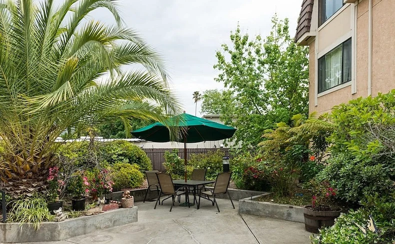 Image of Landmark Villa (7)