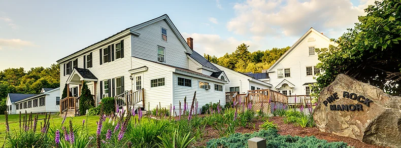 Image of Pine Rock Manor (1)