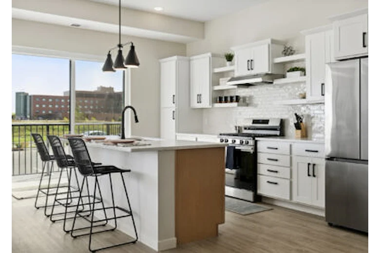 Image of Risor Maple Grove (3)