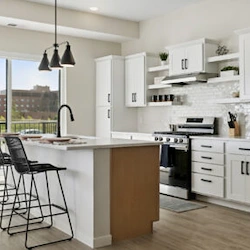 Image of Risor Maple Grove (3)