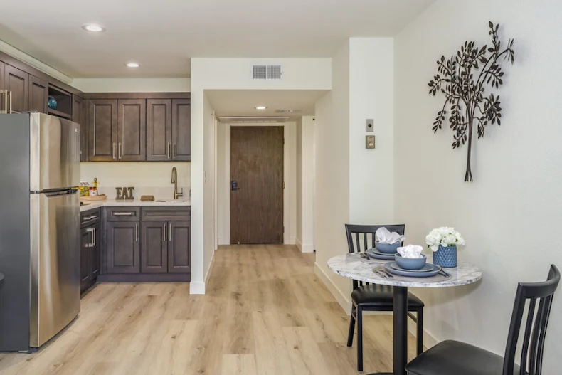 Image of The Crest at Citrus Heights (3)