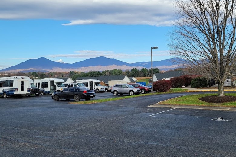 Image of Oakwood Health & Rehab Center (1)