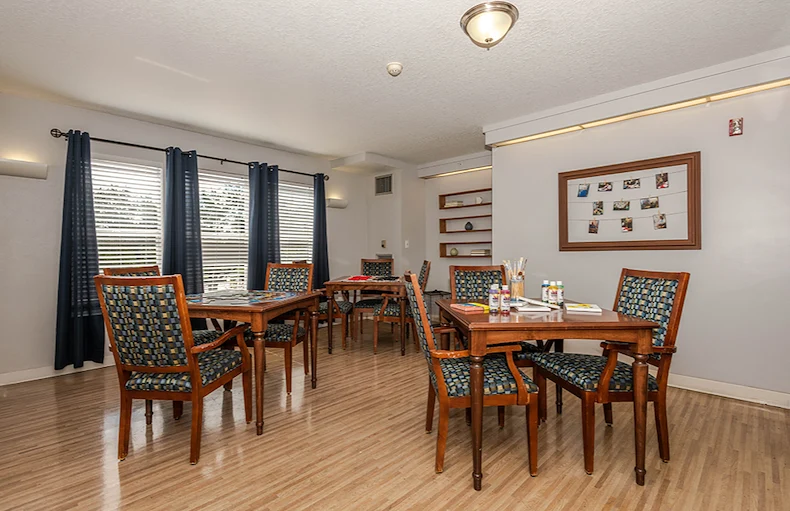 Image of Adviniacare at Naples (4)