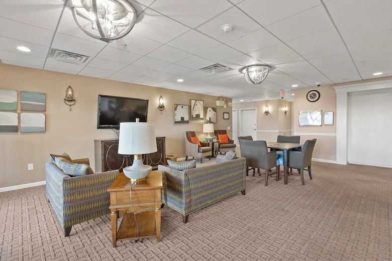 Image of Laurel Pointe (4)