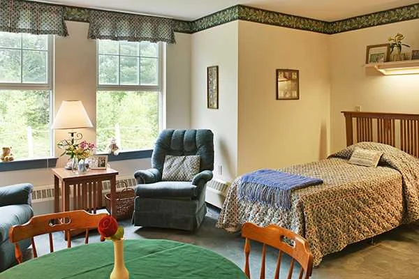 Image of Harbor Hill Center (2)