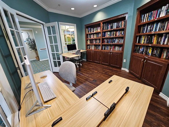 Montclair Park Assisted and Independent Senior Living in Shreveport, LA library