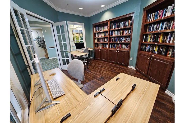 Montclair Park Assisted and Independent Senior Living in Shreveport, LA library