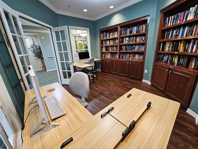 Montclair Park Assisted and Independent Senior Living in Shreveport, LA library