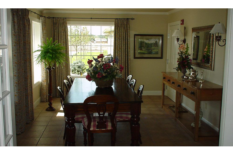 Image of Summer Wood Alzheimer's Special Care Center (3)