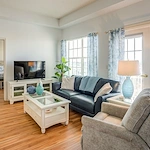 Image of Regal Palms (4)