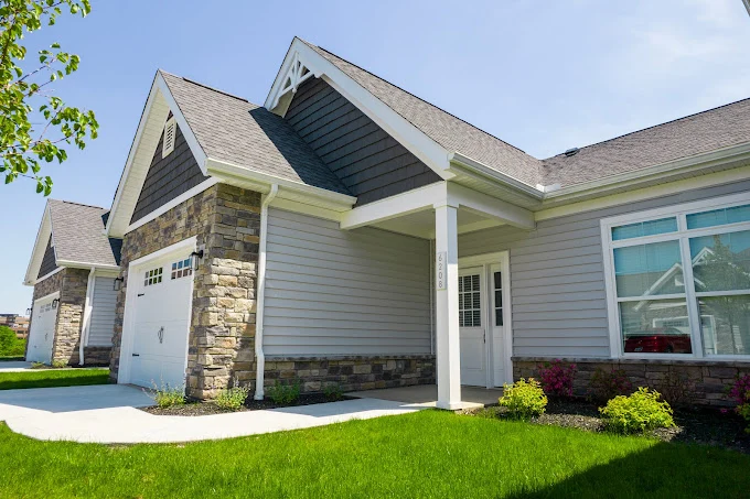 Image of The V Living Experience Mentor (1)