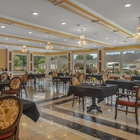 Montclair Park Assisted and Independent Senior Living in Shreveport, LA dining room