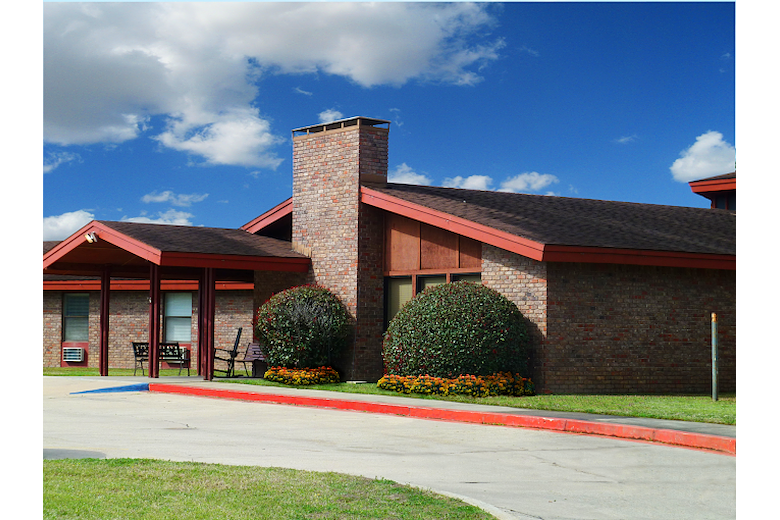 Image of Pine Grove Nursing Center (1)