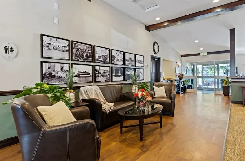 Image of Aegis Living Issaquah (4)