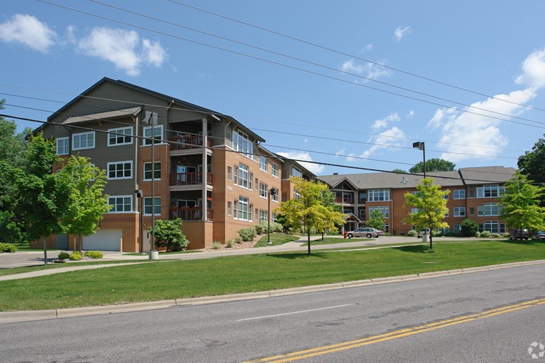 Image of Summerhill Cooperative of Bloomington (1)