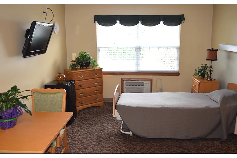Independent living and assisted living at Beech Grove Meadows Assisted Living in Beech Grove, IN, bedroom