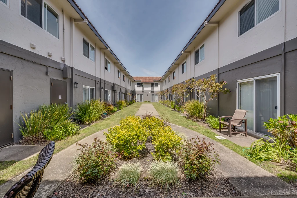 Image of Serra Highlands Senior Living (3)