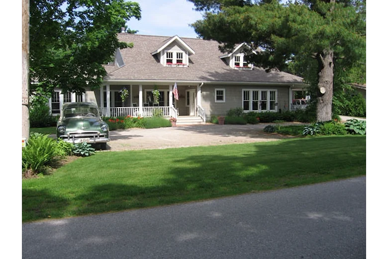 Image of Effie’s Place (5)