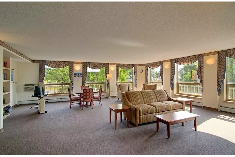 Image of Senior Suites of Hegewisch (2)