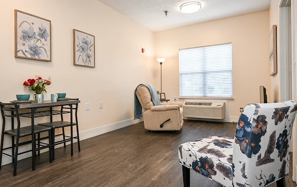 Charter Senior Living of Cleveland apartment