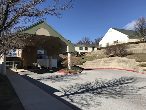 Image of South Mountain Rehab Center (1)