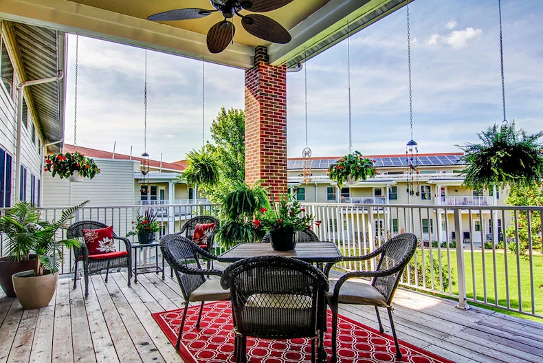 Image of Heisinger Bluffs Senior Living (10)