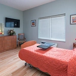 Image of Mid-Valley Health Care Center (2)