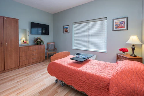 Image of Mid-Valley Health Care Center (2)