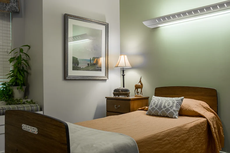 Image of White Oak Manor - Rock Hill (2)