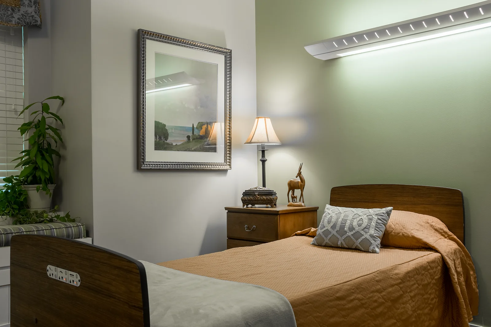 Image of White Oak Manor - Rock Hill (2)