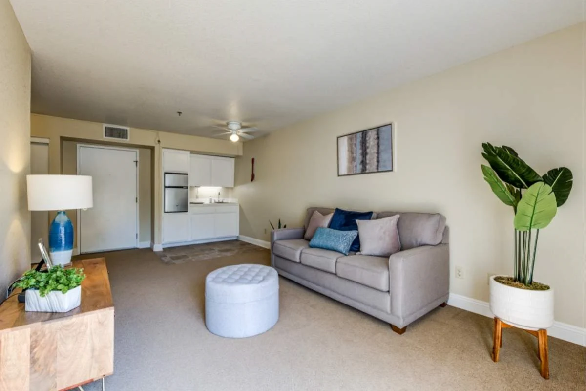 Image of Villa De Anza Assisted Living (4)