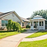 Image of Rambling Oaks Courtyard Extensive Care Community (1)