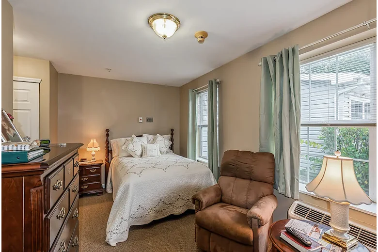 Image of The Addison of Somers Place (6)