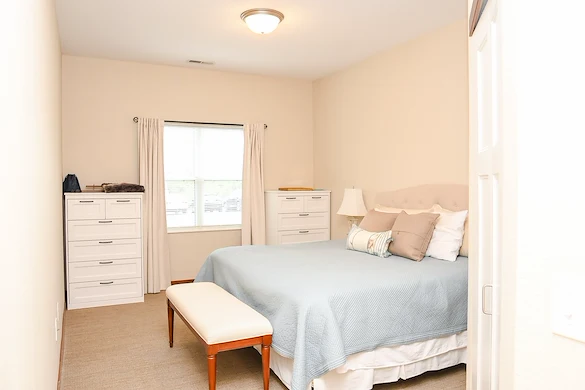 Image of Highview Hills by Vivie (9)