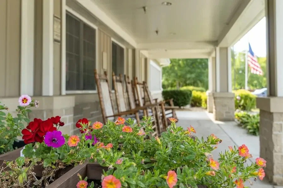 Image of Apple Valley Place of Clear Lake (6)