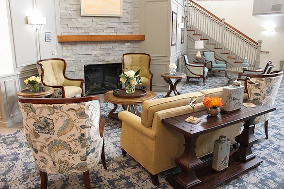 Image of Evergreen Senior Living Normal off Raab (4)