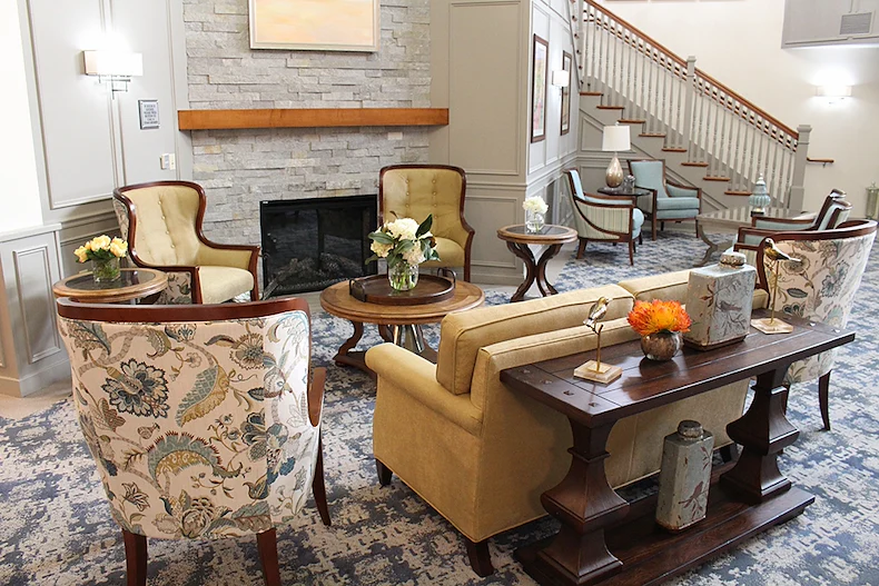 Image of Evergreen Senior Living Normal off Raab (4)