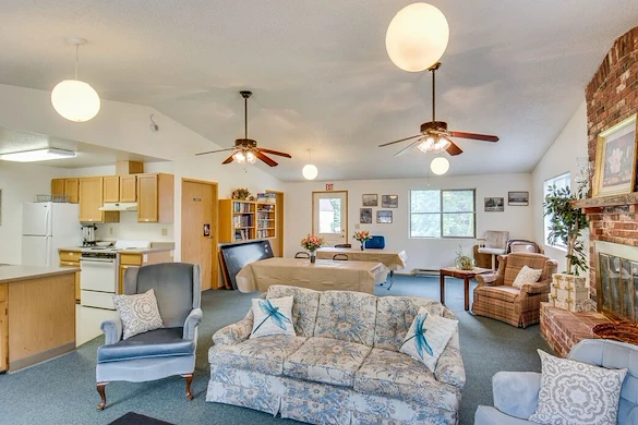 Image of Whitehorse (6)