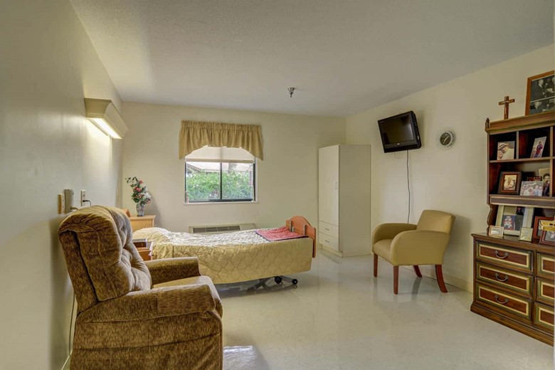 Image of Belmont Healthcare Center (8)