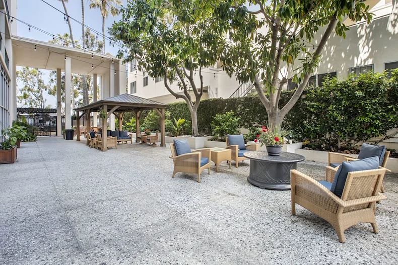 Image of Brookdale Ocean House (10)