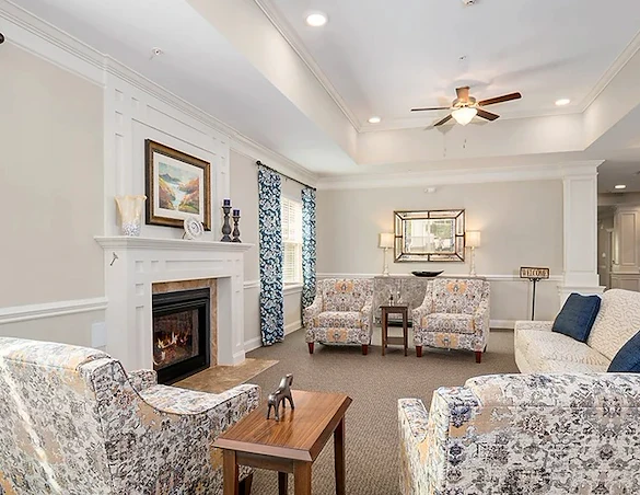 Image of Lakeside Place (5)