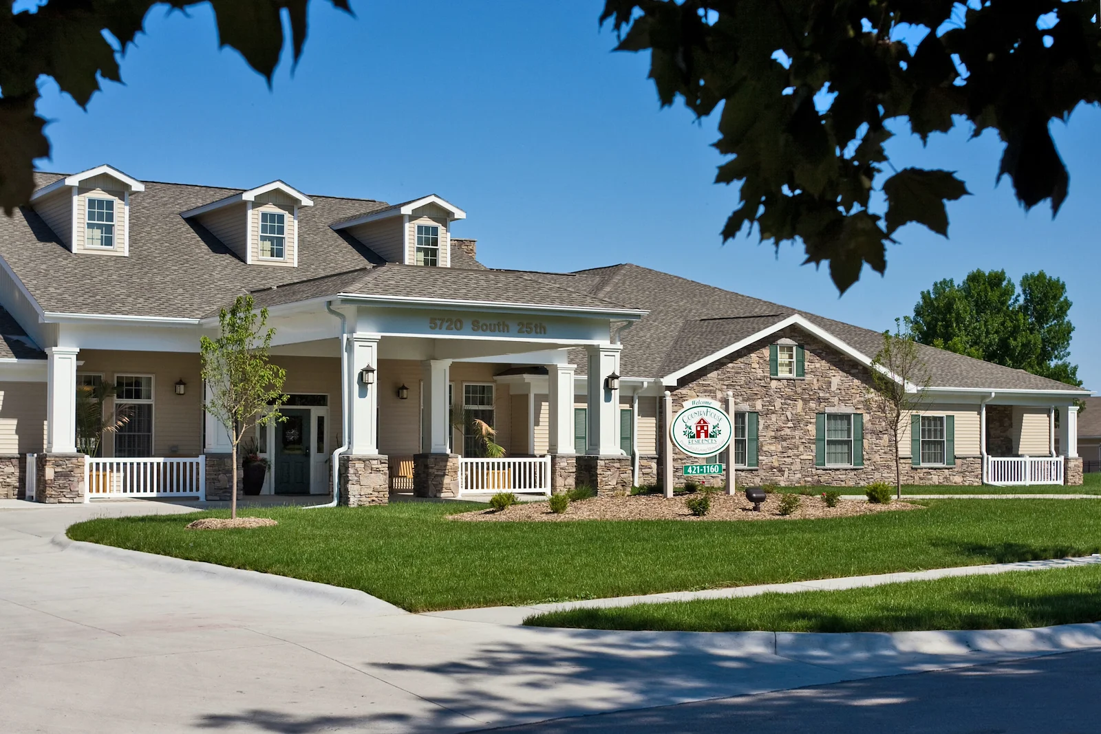 Image of CountryHouse Residence at Lincoln (Old Cheney) (1)