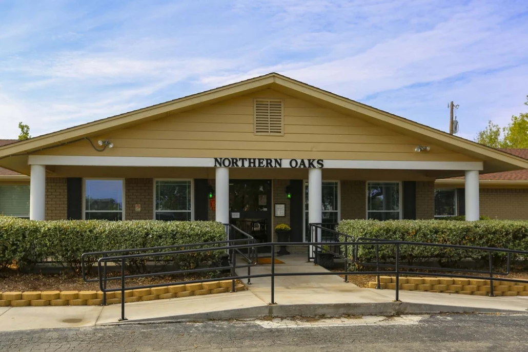 Image of Northern Oaks Living & Rehabilitation (3)